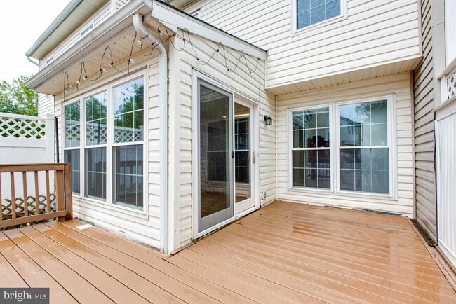 Building Photo - 8125 Gray Stone Ln
