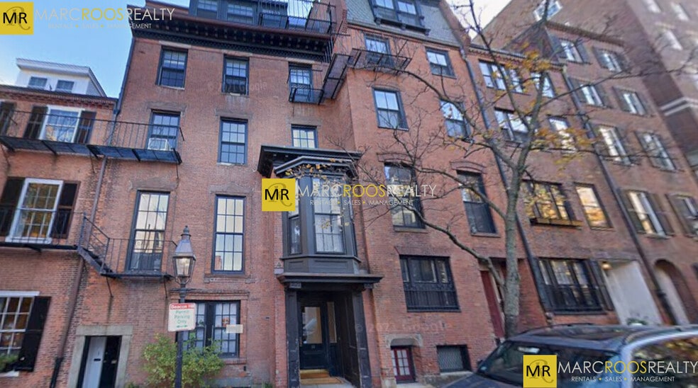 Building Photo - 15 Joy St
