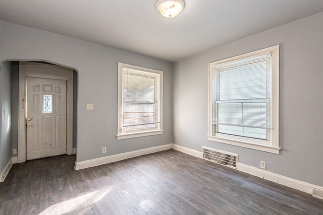 Building Photo - 2917 N 13th St