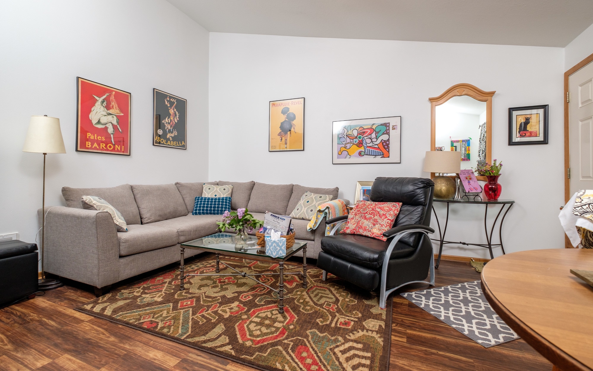 Building Photo - 106 National Dr