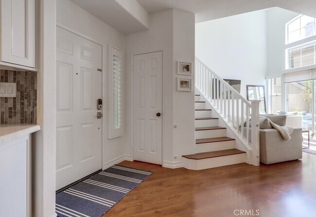 Building Photo - 54 Waxwing Ln