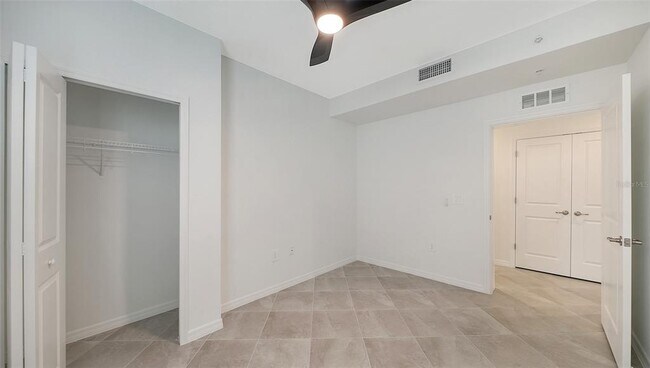 Building Photo - 5624 Summit Point Cir