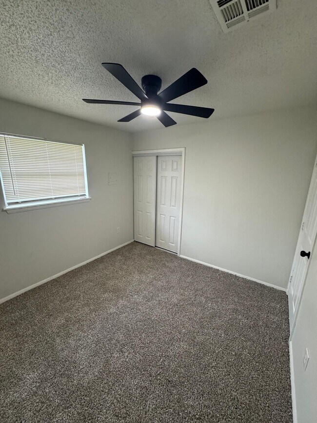 Building Photo - 1509 NW 49th St