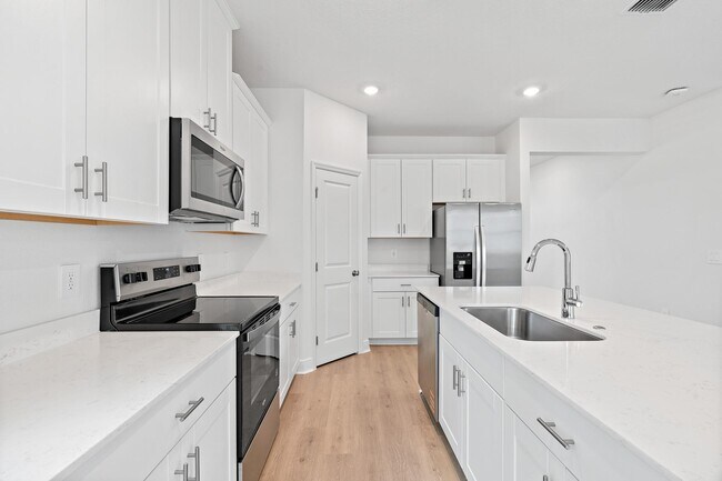 Building Photo - 2276 Hen Rd