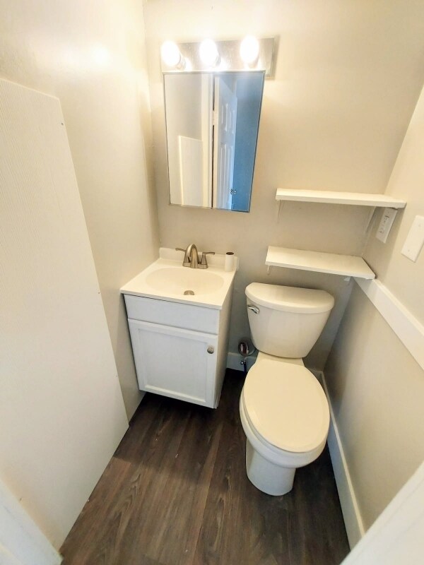 Building Photo - 1730 Park St