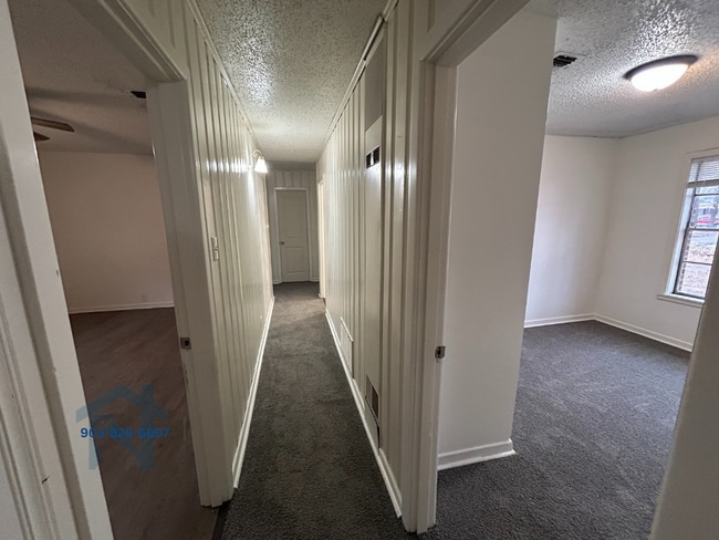 Building Photo - 1101 N Kings Hwy