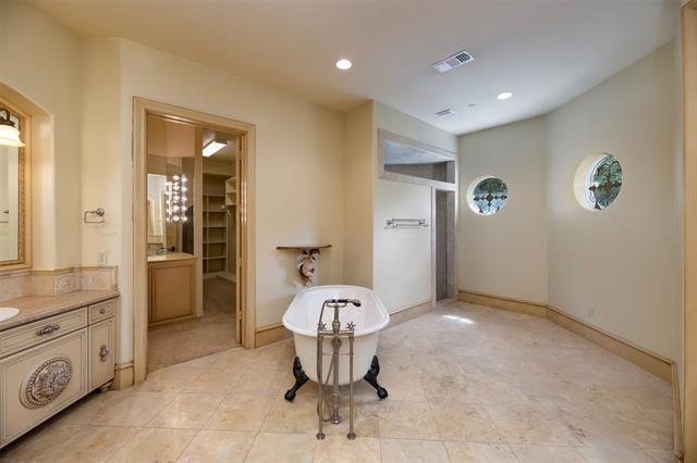 Building Photo - 5901 Waterview Ct