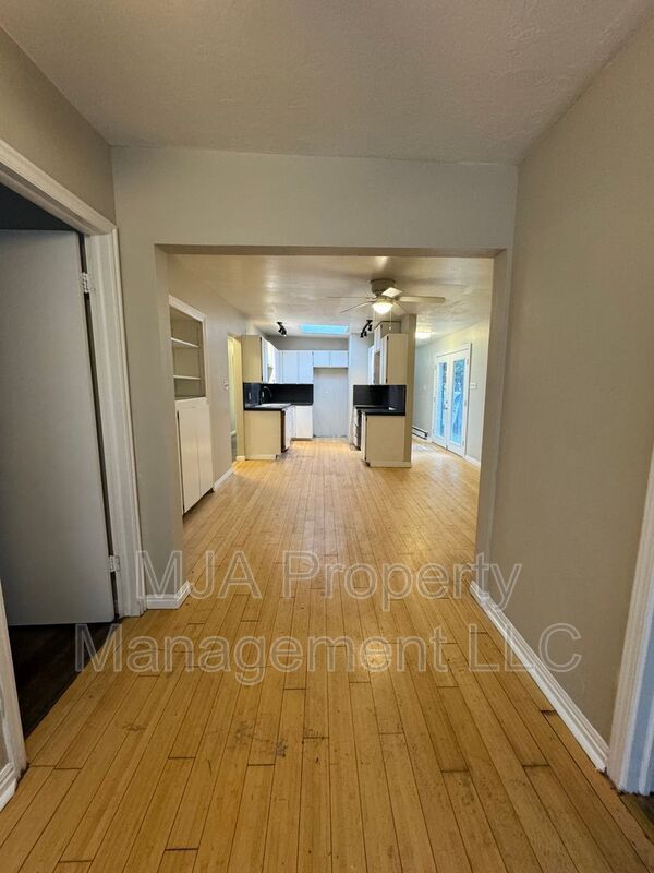 Building Photo - 1154 S 800 W
