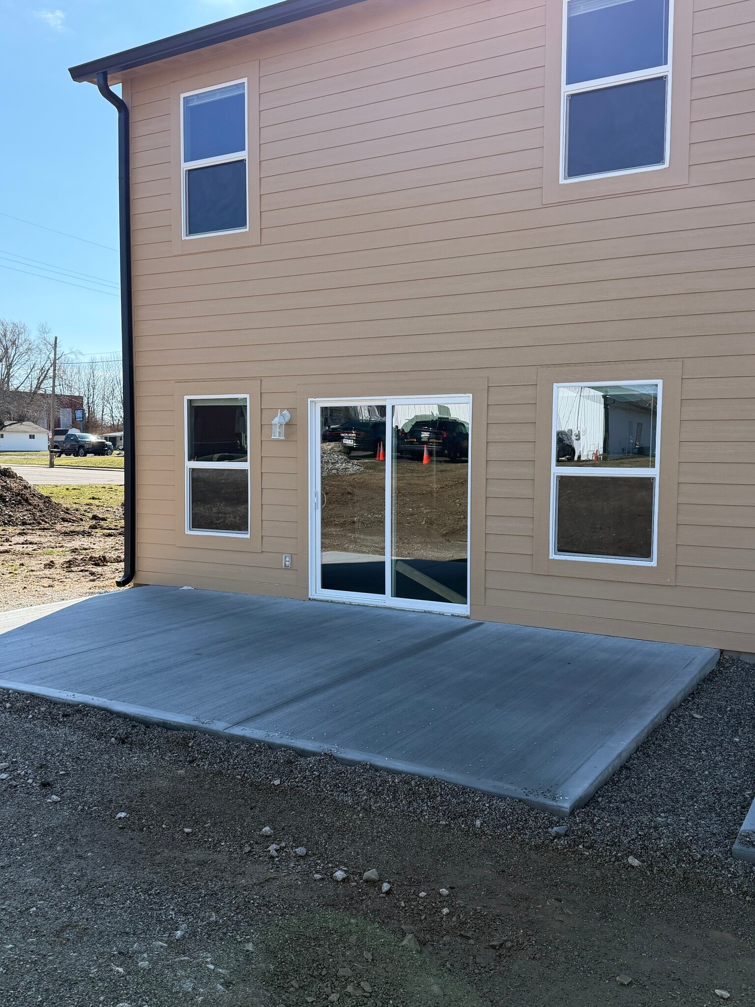 Unit A - 280 W Elm St