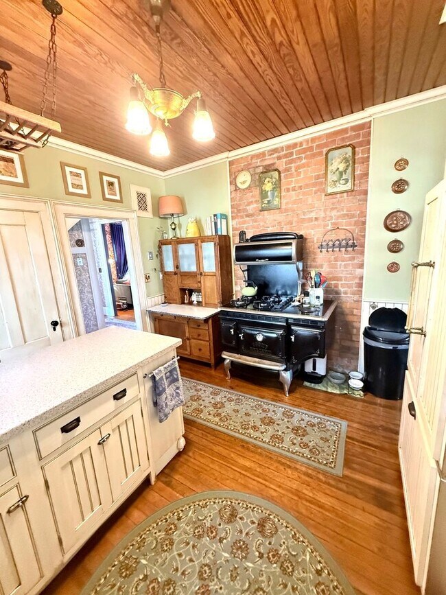 Building Photo - Tranquility on Oxford