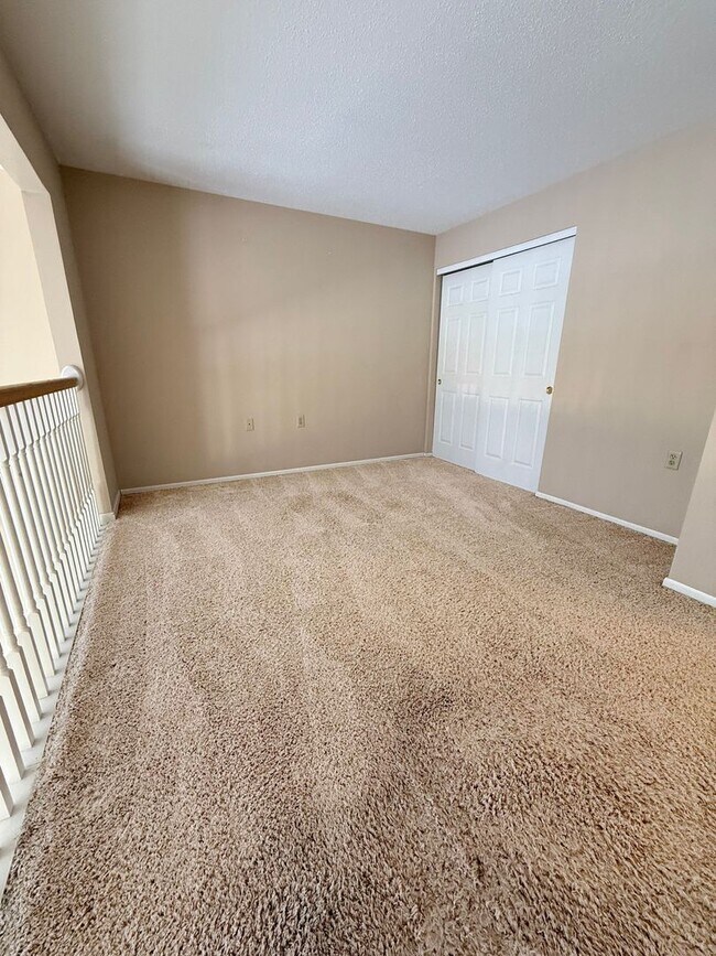 Building Photo - Contemporary Condo with River Views in Historic Marietta!