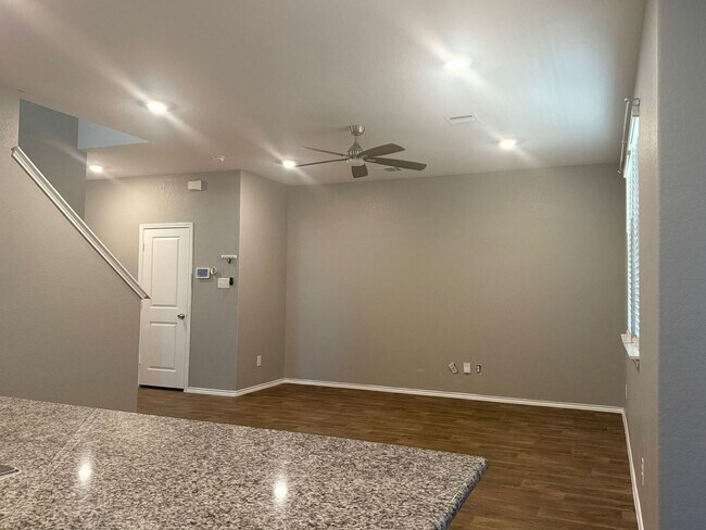 Building Photo - 3319 Angus Crossing