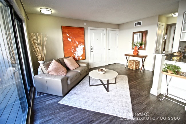 Building Photo - The Lakota on Grand