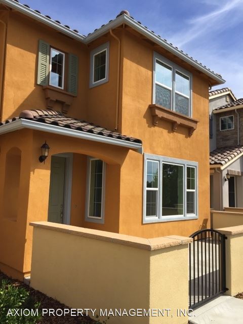 Primary Photo - 3 br, 2.5 bath House - 2129 Pasqual Dr.