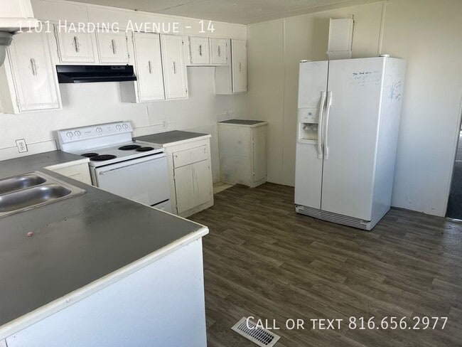 Building Photo - Mobile Home For Rent