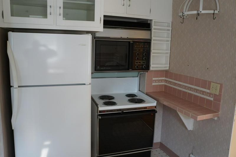 Building Photo - 547 S 11th Ave
