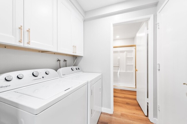 Building Photo - Condo for rent in Santa Barbara Near UCSB