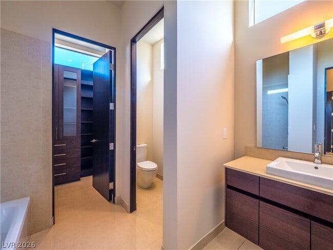Building Photo - 7426 Yonie Ct