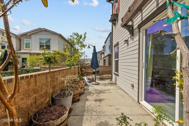Building Photo - 122 Red Brick Dr