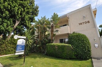 Building Photo - 14706 Dickens St