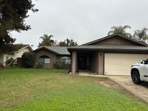 Building Photo - Move in Ready