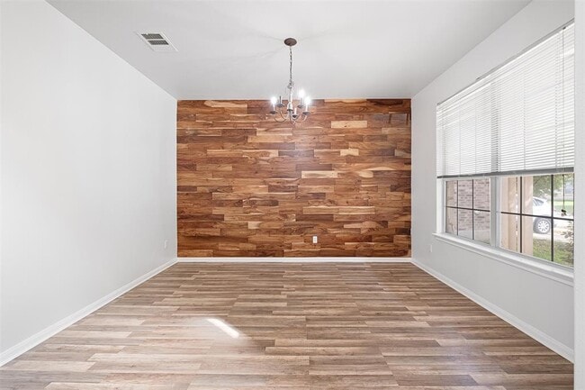 Building Photo - 4101 Bandice Ln