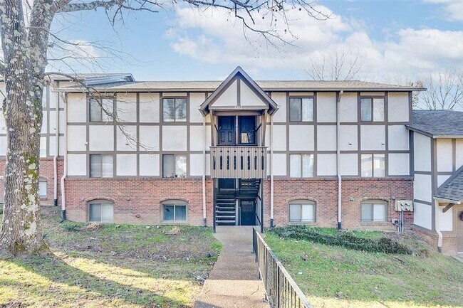 Building Photo - 5306 Edmondson Pike