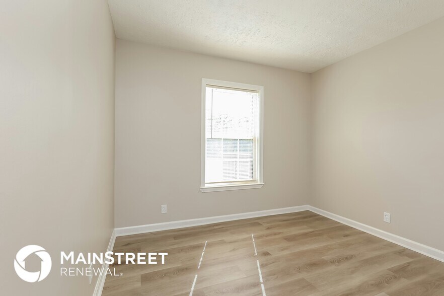 Building Photo - 380 Meadowview Dr
