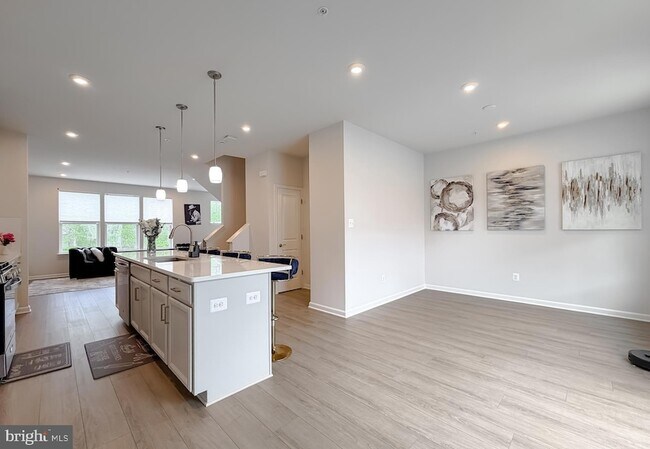 Building Photo - 23332 Sugar Pine Ln