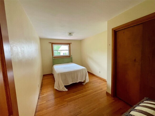Building Photo - 1026 Southern Pines Dr