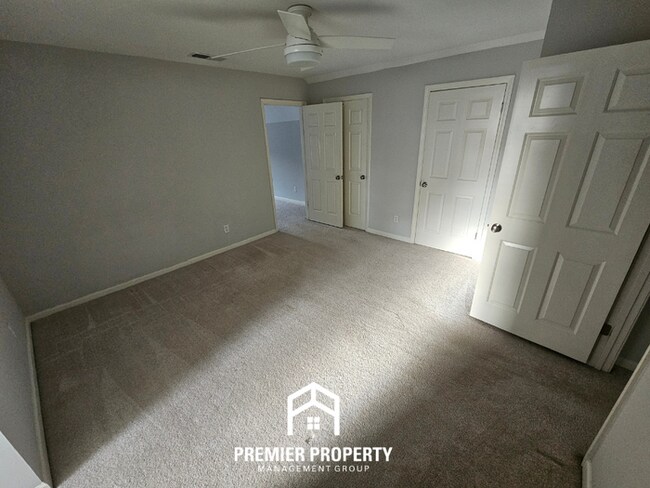 Building Photo - Executive 4BR Estate in Dogwood Trails | Houston High Schools & Designer Finishes