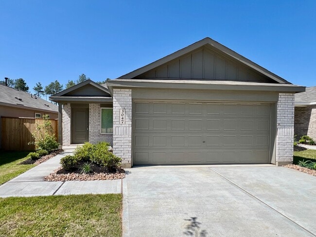 Building Photo - 3047 Mallorca Dr