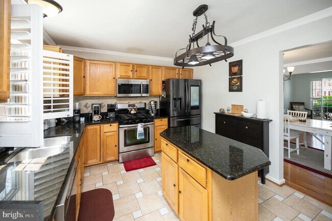 Building Photo - 30 Aurelie Dr