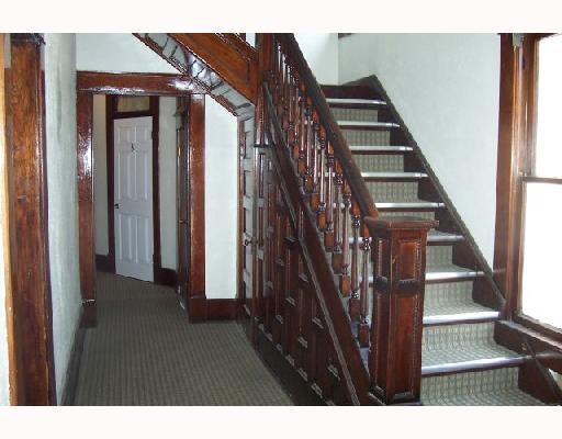 Building Photo - Leslie House Apartments