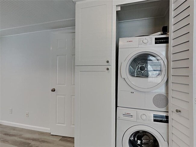 Building Photo - 4810 2nd Ave N