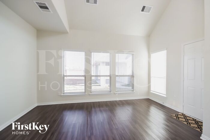 Building Photo - 12543 Highgrove Springs Dr