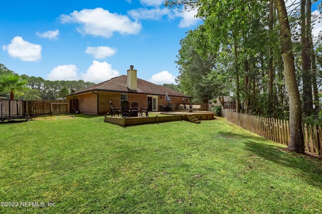 Building Photo - 12004 W Liberty Lake Dr