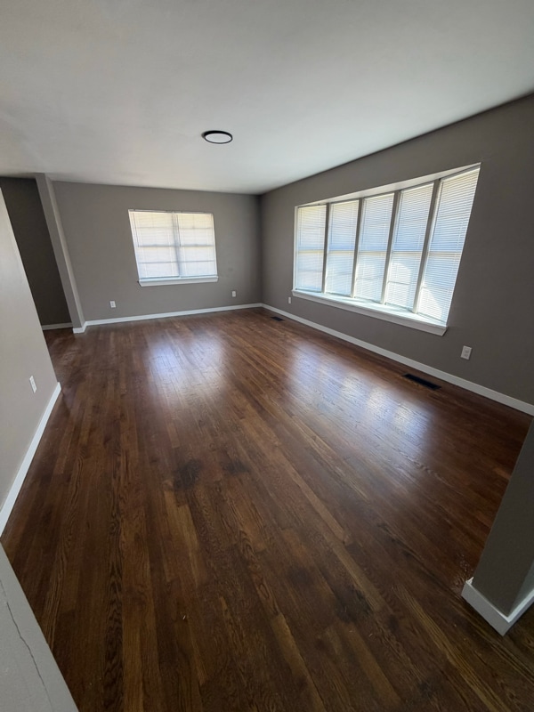 Building Photo - 124 S 11th St