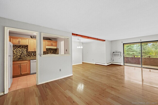 Building Photo - 85 Oxbow Dr