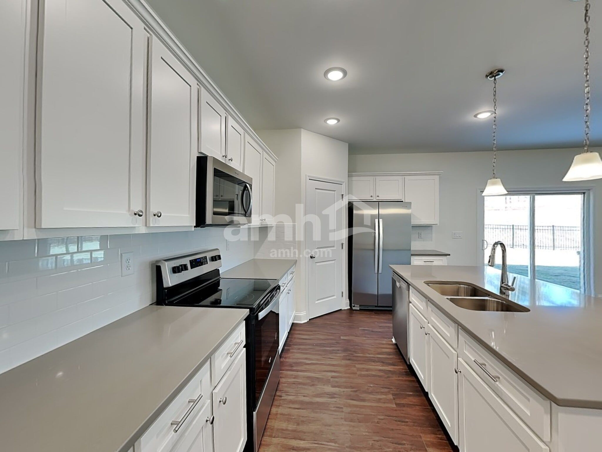 Building Photo - 5252 Blue Mountain Dr