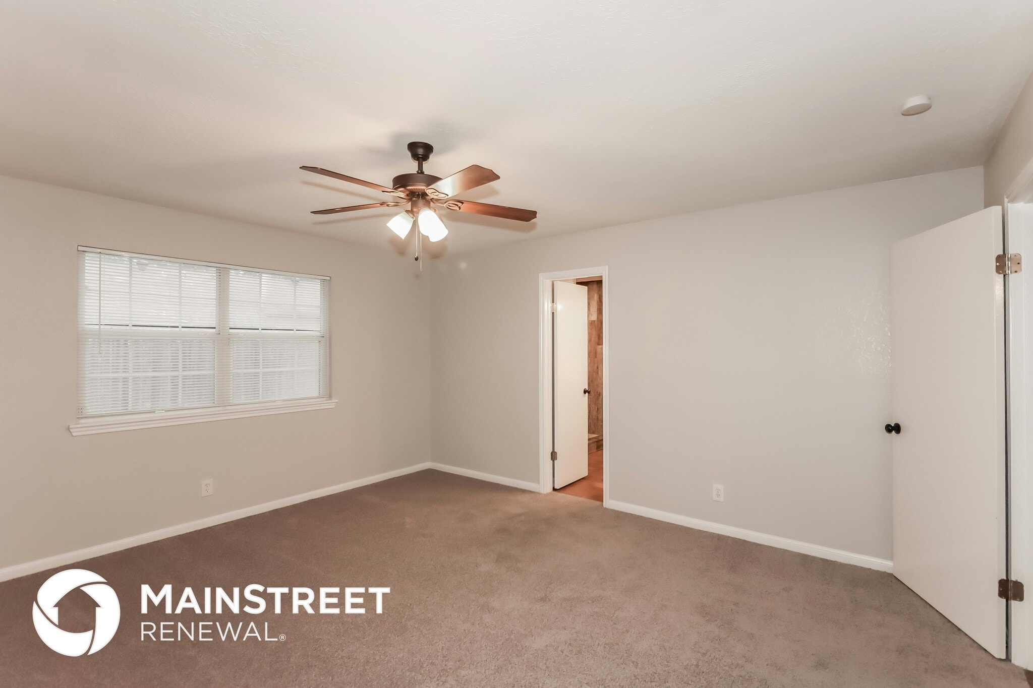 Building Photo - 11806 Perry Rd