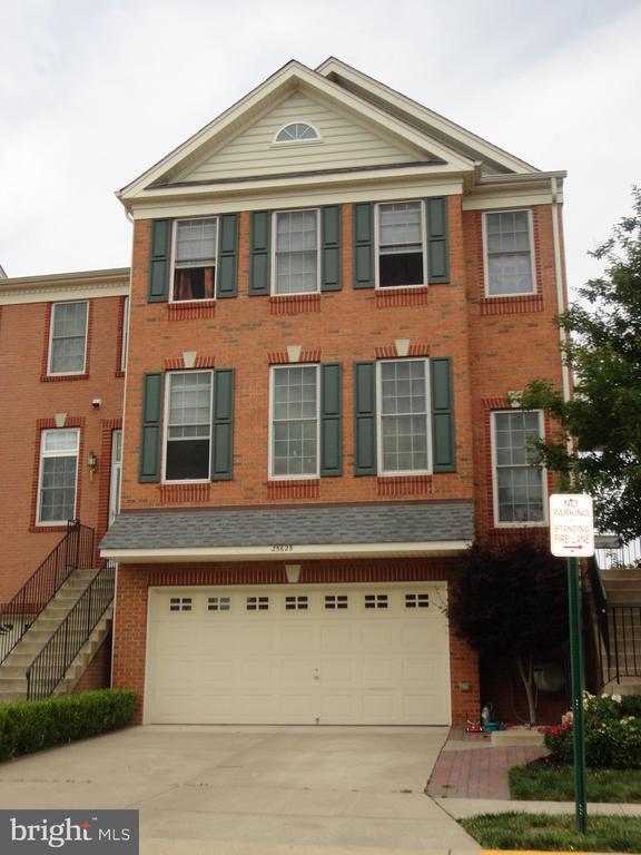 Building Photo - 25625 Anthem Terrace