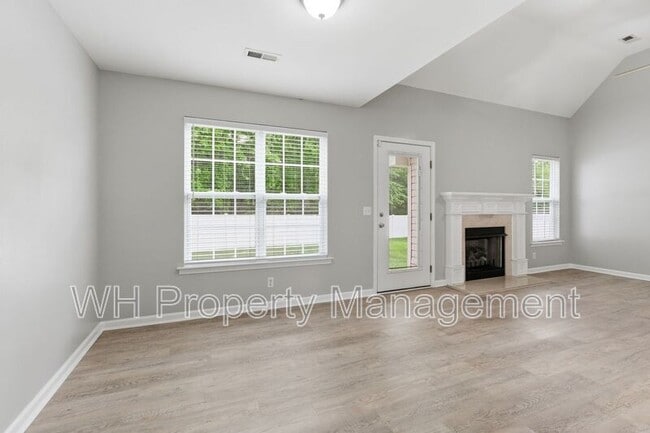 Building Photo - 572 Preakness Cir