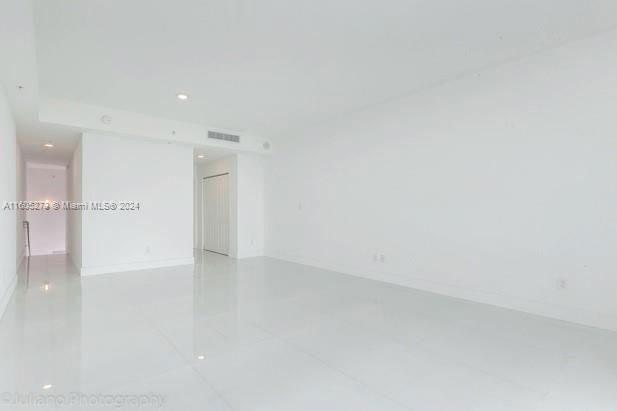 Building Photo - 400 Sunny Isles Blvd