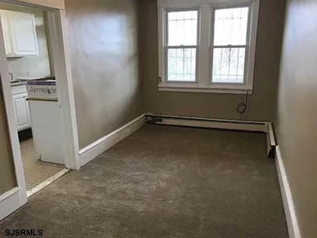 Building Photo - 216 S Main St