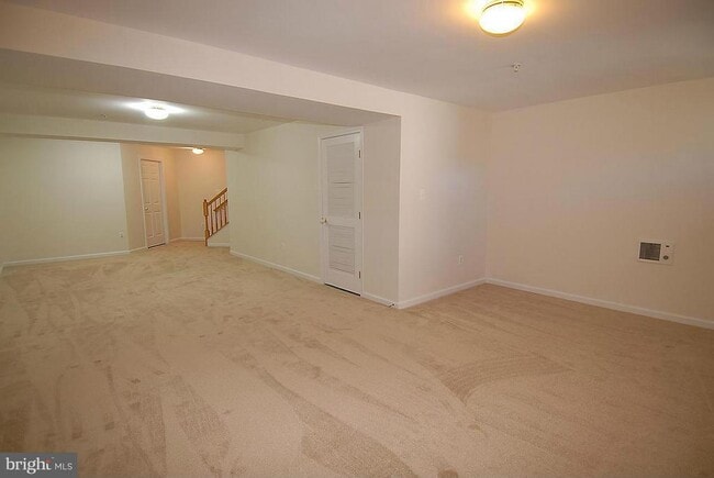 Building Photo - 13950 Lullaby Rd