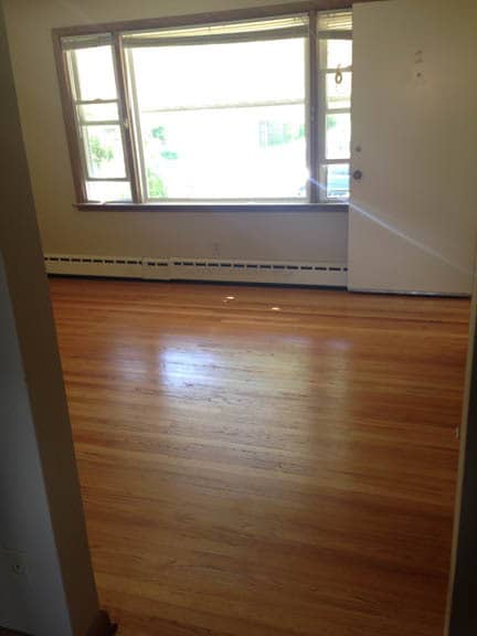 Building Photo - 321 Kedzie St