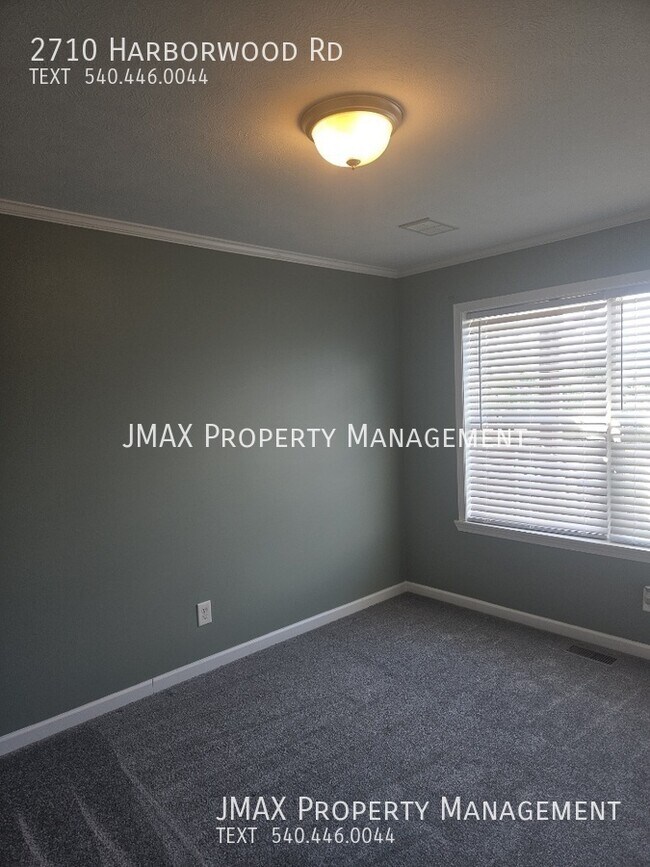 Building Photo - 2710 Harborwood Rd