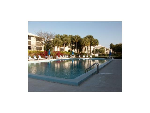 Building Photo - 3500 Whitehall Dr