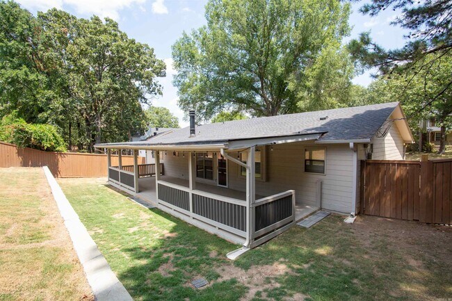 Building Photo - 8 Turtle Creek Ct